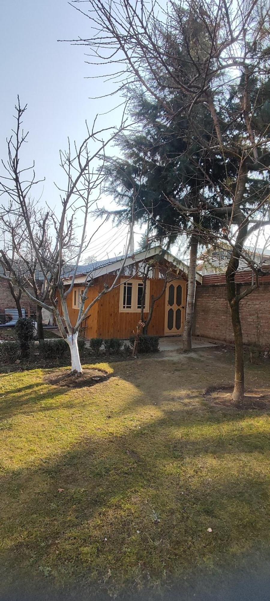 The Clover Inn Srinagar  Luaran gambar