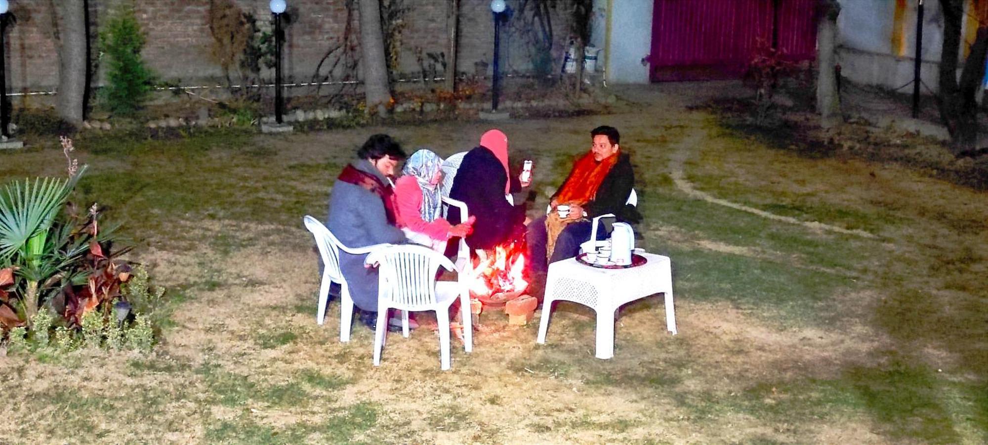 The Clover Inn Srinagar  Luaran gambar